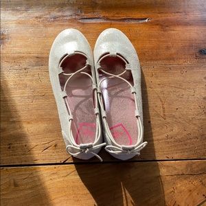 Stride Rite silver flats!